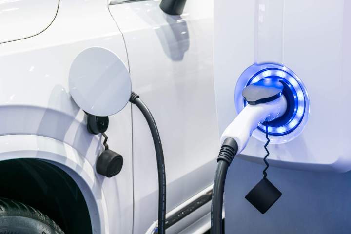 Des solutions IRVE pour recharger votre véhicule électrique à domicile