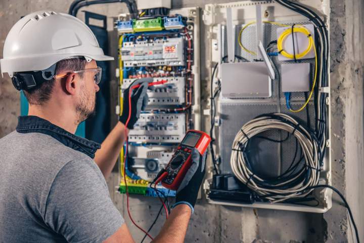 Électricien industriel La Ferté-Macé